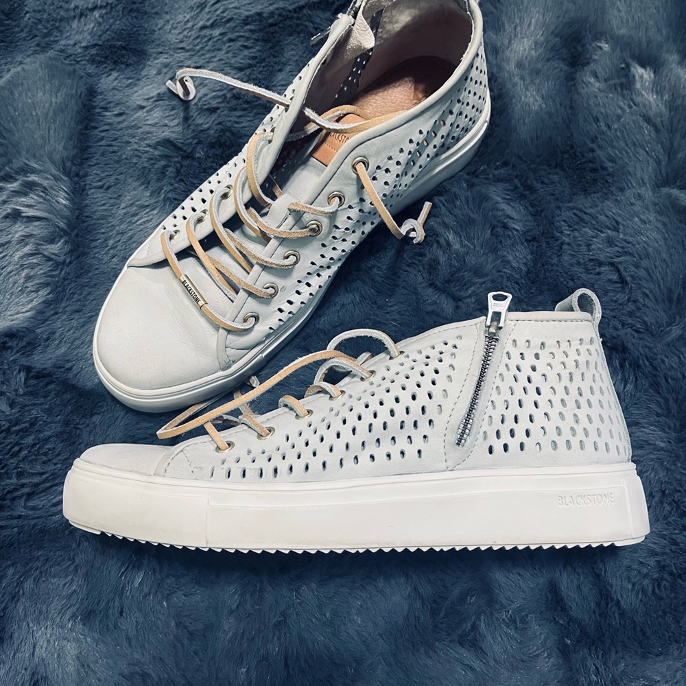 Blackstone PL-88 Women’s Sneakers Wind Chime Size 10 (40)